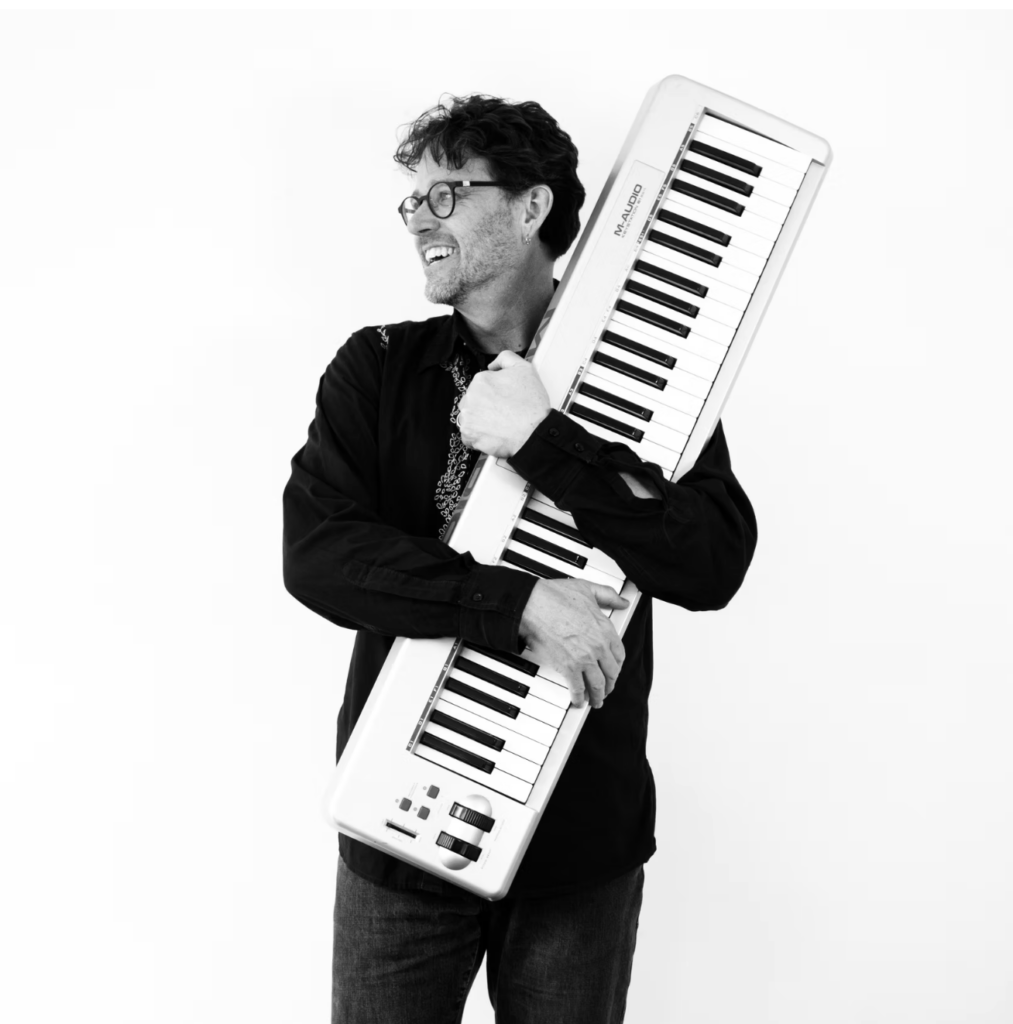 Photographie humaniste Robin Beumier portrait Darren artiste musicien et handpan